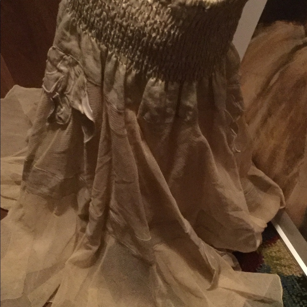 Dress - Picture 5 of 7